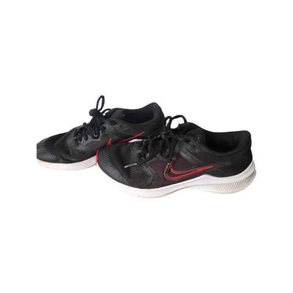 Boys‎ Nike Sneakers size 4Y - Picture 1 of 6